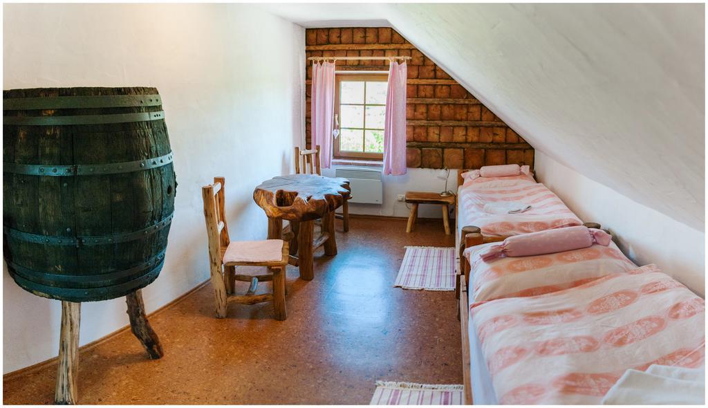 Hotel Osada Havranu à Hnanice  Extérieur photo
